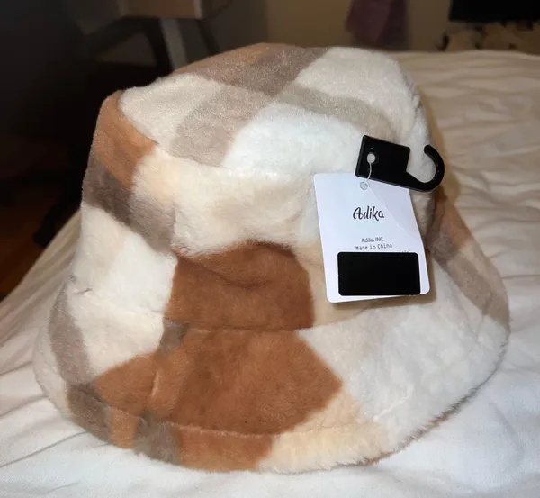 Adika Brown Squared Faux Fur Bucket Hat - Image 3
