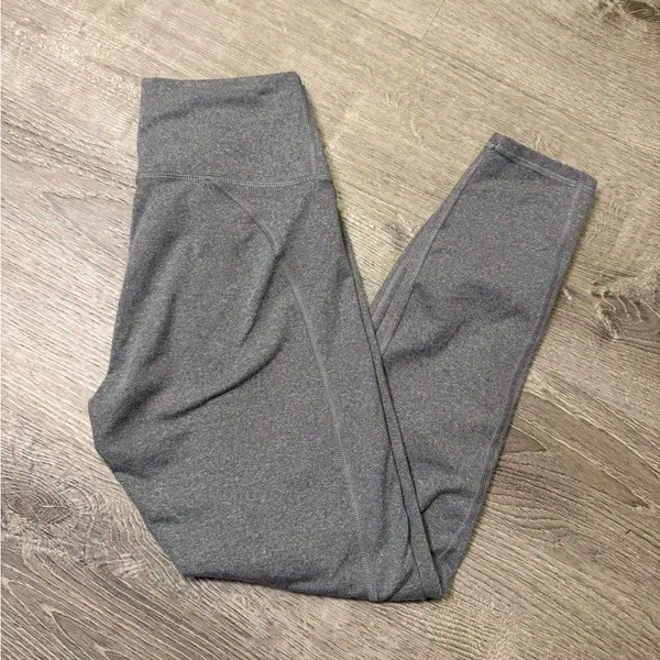 •FABLETICS• GREY LEGGINGS - Image 2