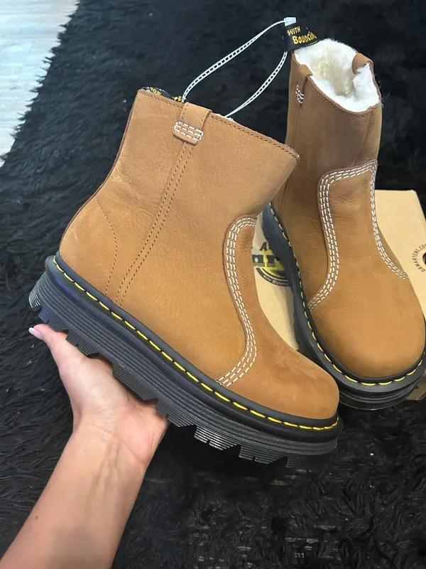 DR MARTENS Zebzag Rigger WL leather fur boots booties shoes women’s 7 new - Image 8