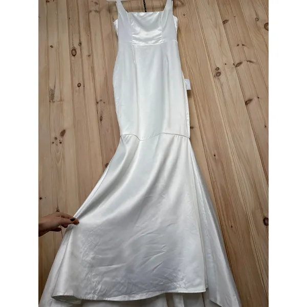 NWOT Lulus Luxe Loveliness White Satin Backless Mermaid Maxi Dress Bridal Gown S - Image 8