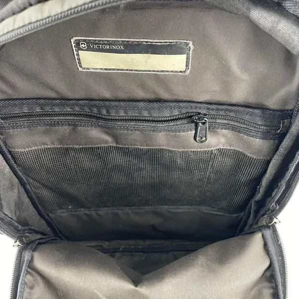 Victorinox Men's Altmont Flapover Expandable Laptop Backpack Bag Black Large‎ - Image 7