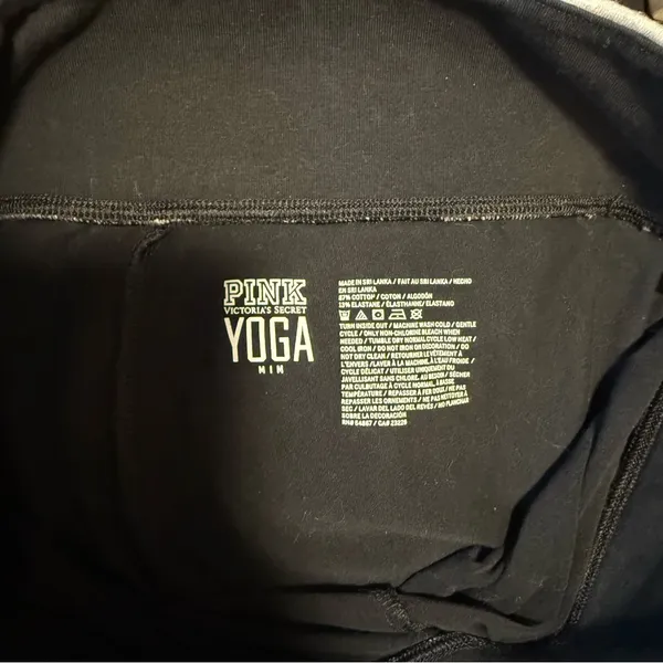 EUG Vintage PINK Victoria's Secret Yoga Leggings with Sequin Logo Waistband - Image 3
