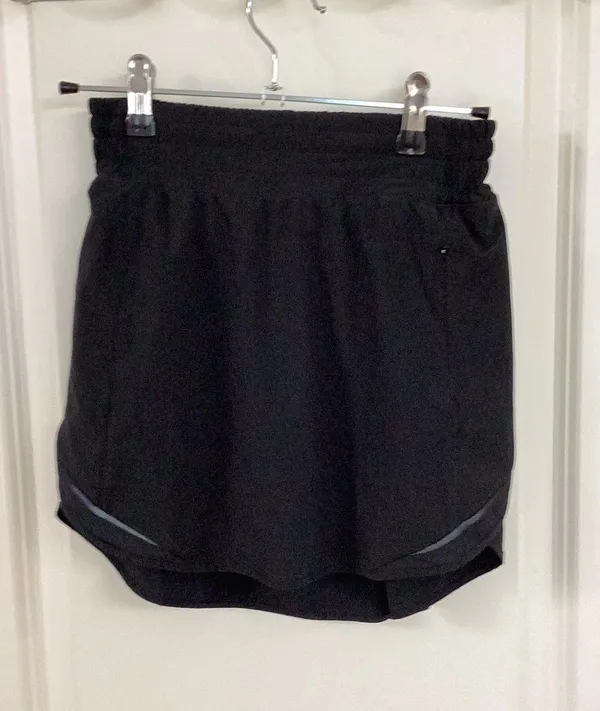 Lululemon Hotty Hot High-Rise Skirt - Image 2
