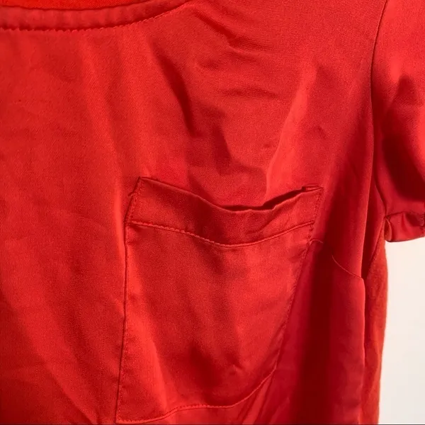 Old Navy Womens Sz XS Scoop Neck Short Sleeve Blouse Red Pink Mixed Media Pocket - Image 6