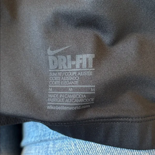 Nike Black Dri-fit Tank Top Size Medium - Image 6