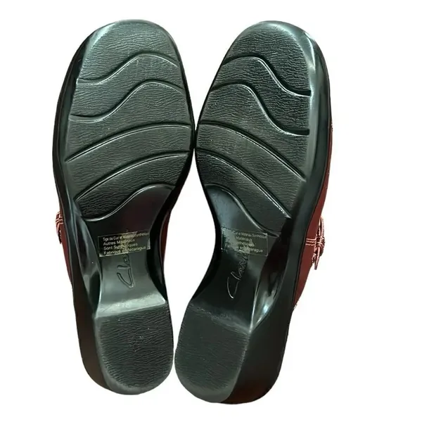 Clarks Bendables Red Leather Slip-on Shoes(Size 8.5M) - Image 3
