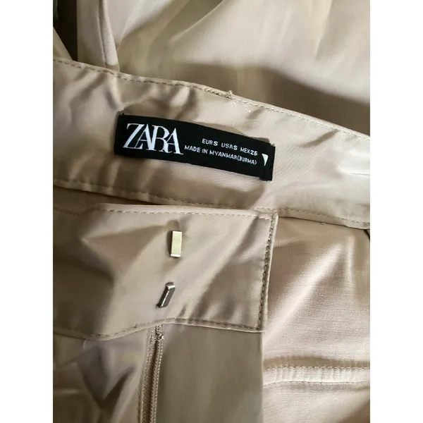ZARA Wide Leg NWOT Cargo Pants Beige Satin Utility Pockets Women Size XS - Image 5