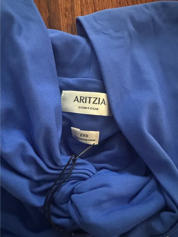 Aritzia Top - Image 3