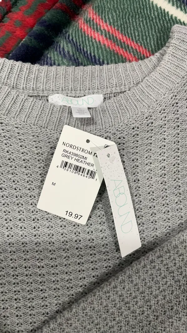 Abound heather grey sweater cropped - Image 2