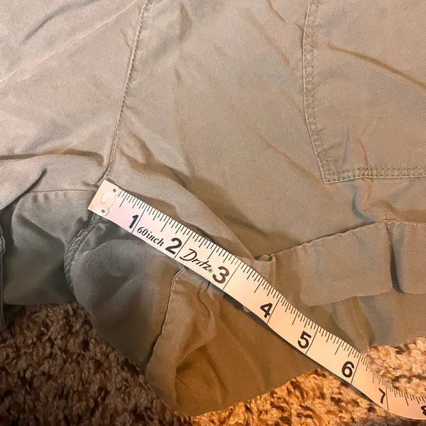 Aerie Womens Shorts‎ Size S Olive Green Casual Drawstring Ruffle Hem - Image 4