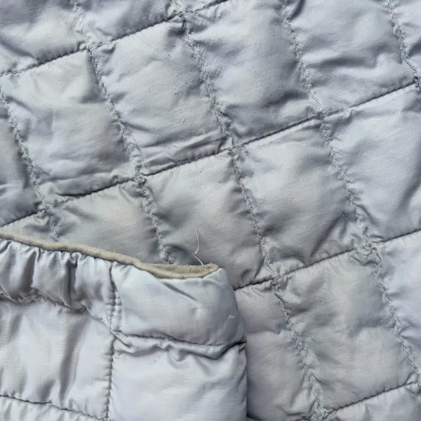 The North Face Thermoball Women’s Jacket xL - Image 8