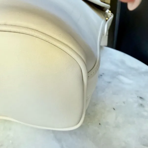 Vintage Unbranded Cream/White Leather Flap Crossbody Bag-Excellent Interior - Image 11