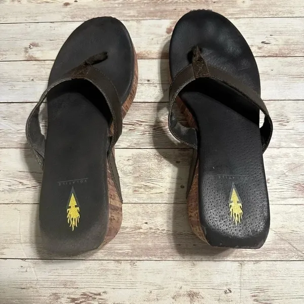 Volitale Platform Sandal Women’s Size 10 Brown Leather - Image 2
