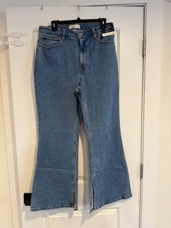 Abercrombie & Fitch The Vintage Flair High Rise Jeans Curve Women's 31 12s NWT - Image 6