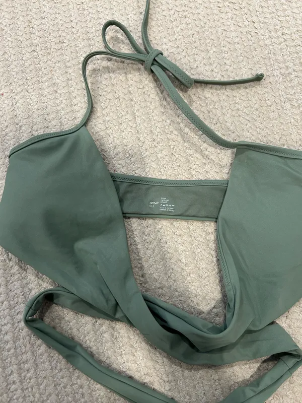 Aerie swim top (S)  - Image 4