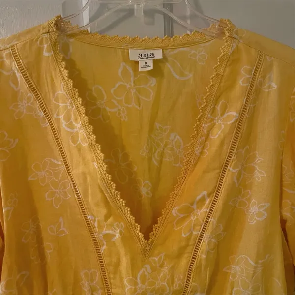 a.n.a Women’s Floral Yellow V-Neck Short Sleeve Blouse - Image 4
