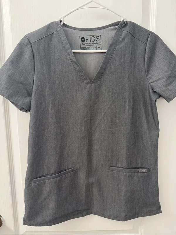 Figs Casma Scrub Top™ Graphite (Size XS) - Image 8
