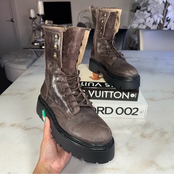 New Steve Madden Rowen Brown Distressed Leather Combat Boots Chunky Lug Sole 9.5 - Image 4