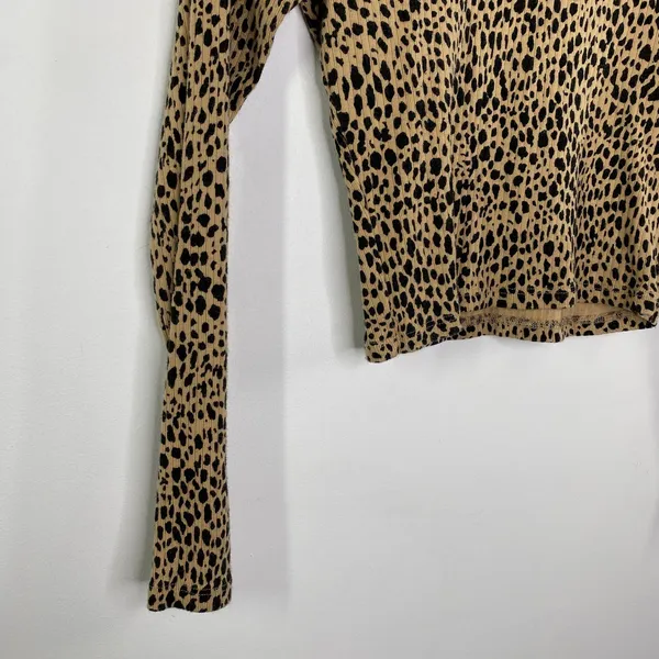 Brandy Melville Brown Black Cheetah Print Crop Top Women's One‎ Size OS - Image 3