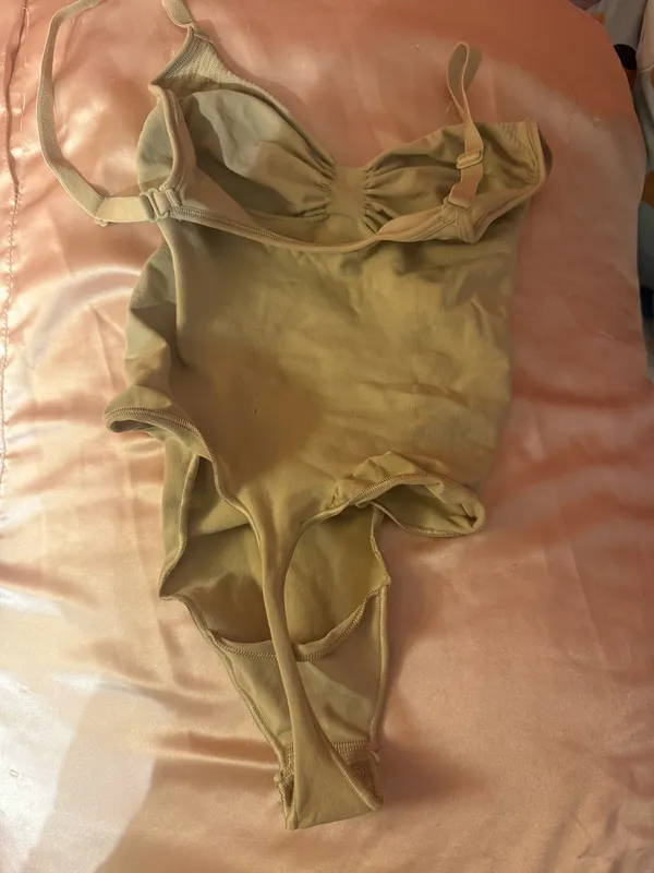 SKIMS Shapewear Bodysuit Thong - Image 2