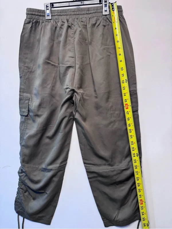Martha Stewart Casual Cargo lightweight ankle pants 100% tencel nwt size medium - Image 5