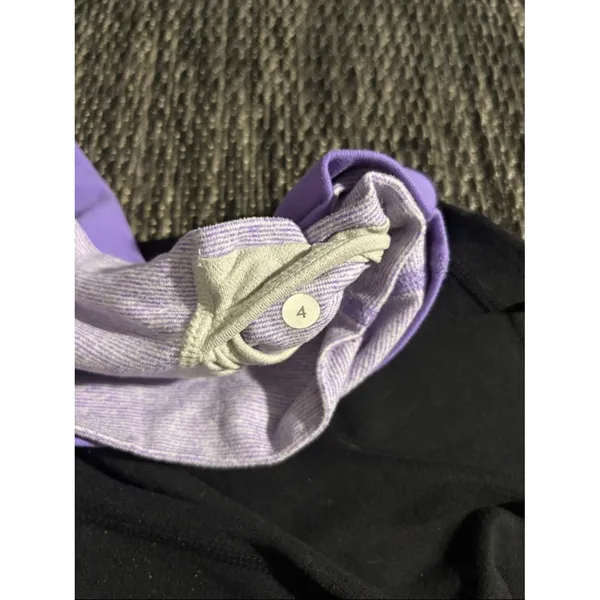 Lululemon Low Rise Purple Cross Waist Straight Leg Legging Pant Size 4 - Image 4