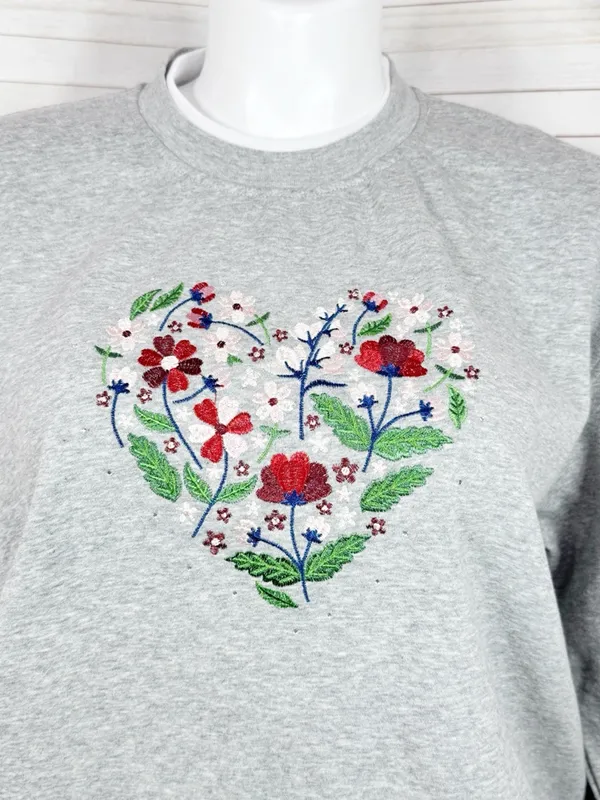Vintage King Universal Cottagecore Floral‎ Heart Embroidered Sweatshirt Grey 2XL - Image 5