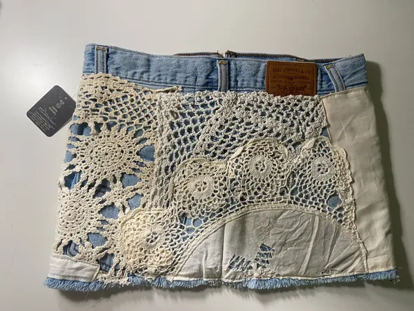 Levi’s Mini Denim Skirt - Image 2