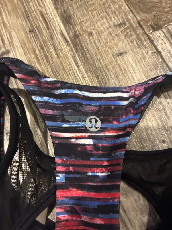 Lululemon tank top - Image 4