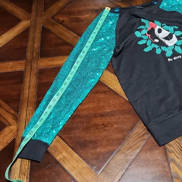 NWT Nightmare Before Christmas Disney long sleeve t shirt‎ fits like a Small - Image 8