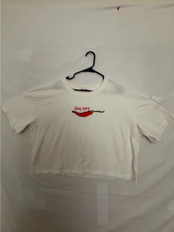 Princess Polly Women White Stay Spicy Chili Pepper Graphic Crop Tee Sz 10(A855) - Image 5