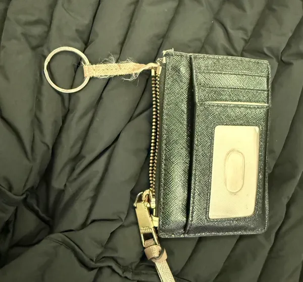 Marc Jacob’s Snapshot and Wallet - Image 13