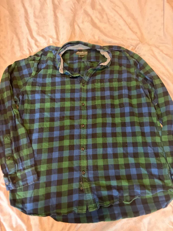 Eddie Bauer blue and green cotton flannel - Image 3