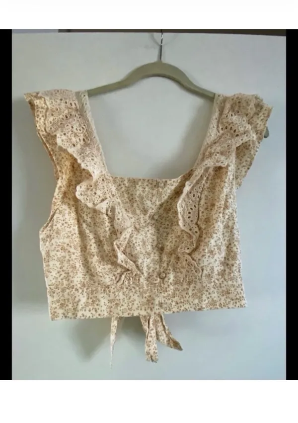 American Eagle Crop Top - Image 5