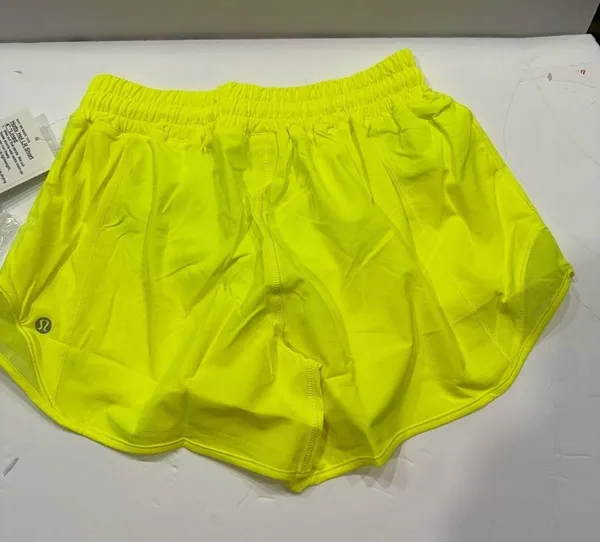 Lululemon Hotty Hot Low-Rise Lined Short 4" Women’s Size 6ColourHighlight Yellow - Image 7