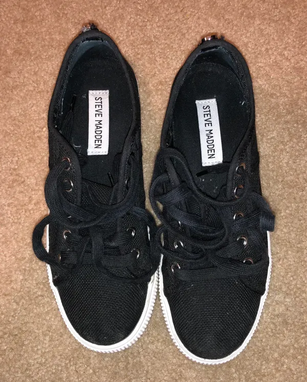 Steve Madden Black Platforms - Image 2