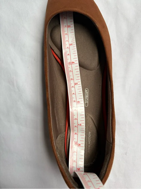 Rockport Total Motion Kaiya Pumps Brown Suede Size 6M - Image 8