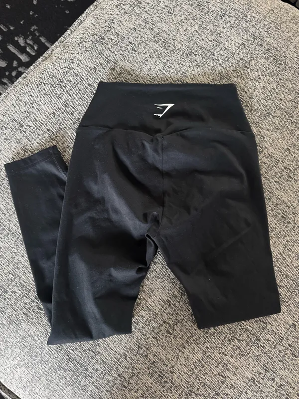 Women’s Gymshark Leggings Crop - Image 2