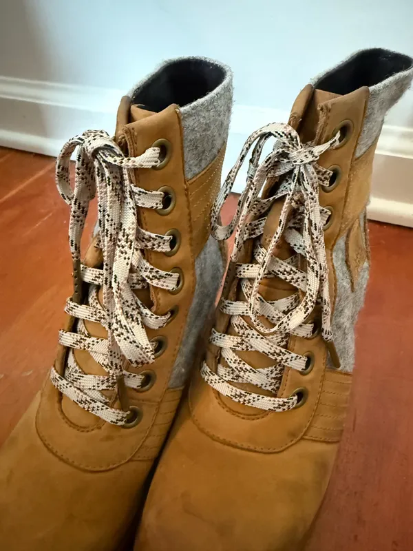 Sorel Lexi Wedge Boots Women’s Size 8 - Image 4