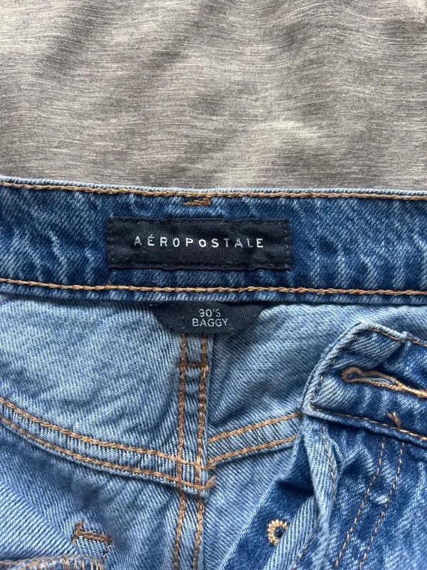 Aeropostale Jeans Distressed High-Rise - Image 3