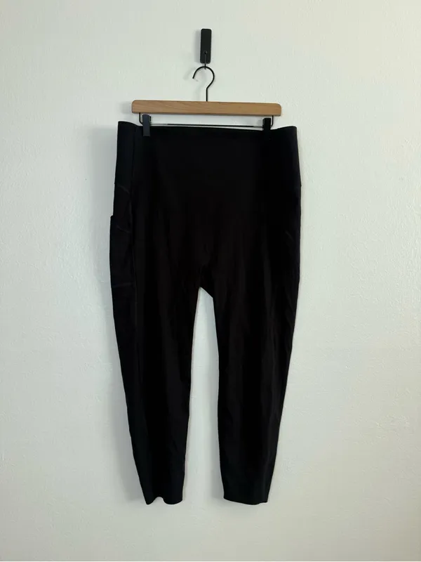SPANX Every Wear 7/8 Active Pocket Leggings - Image 2