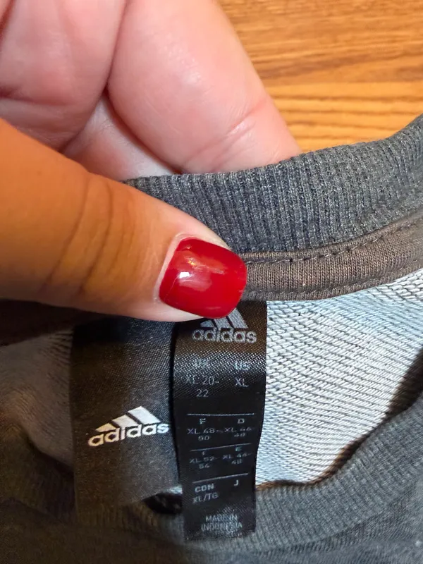 Adidas Women’s Crewneck Sweatshirt - Image 3