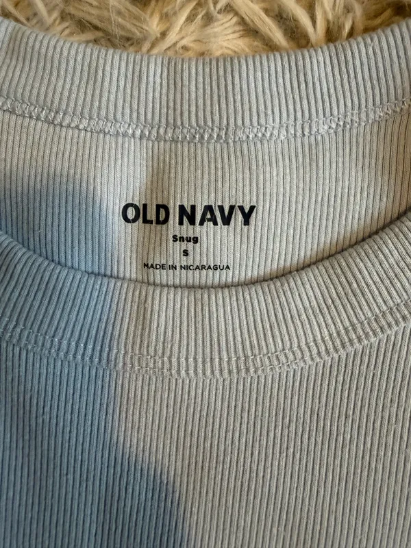 Old Navy Ribbed Tee - Image 2
