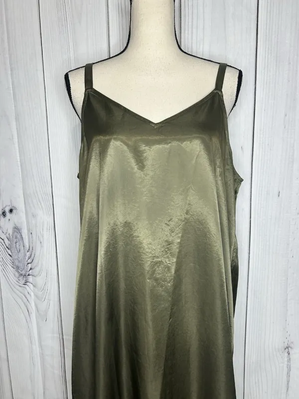 Vince Camuto Olive Green Satin Slip Maxi Dress Sz L V-Neck Strappy Sleeveless - Image 2