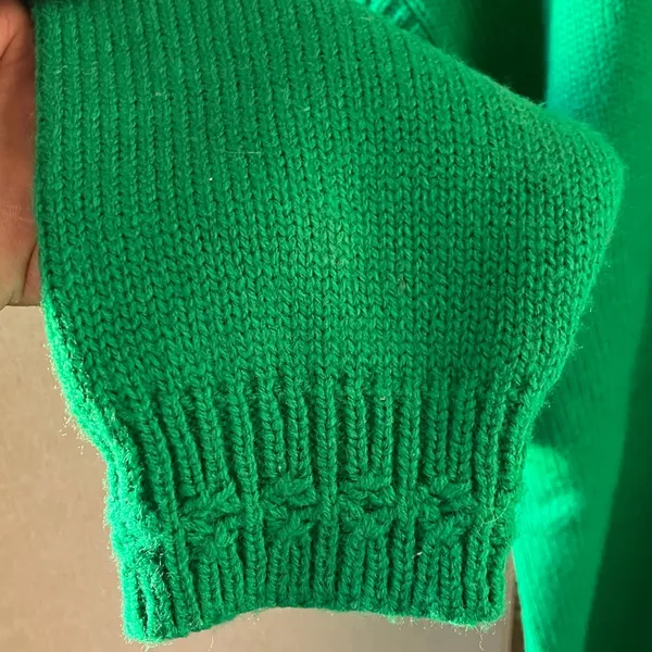 FINAL MARKDOWN Green Sweater Size undefined - Image 7