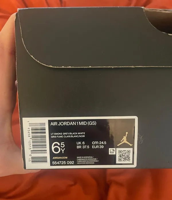 Air Jordan 1 Mid Smoke Gray - Image 3