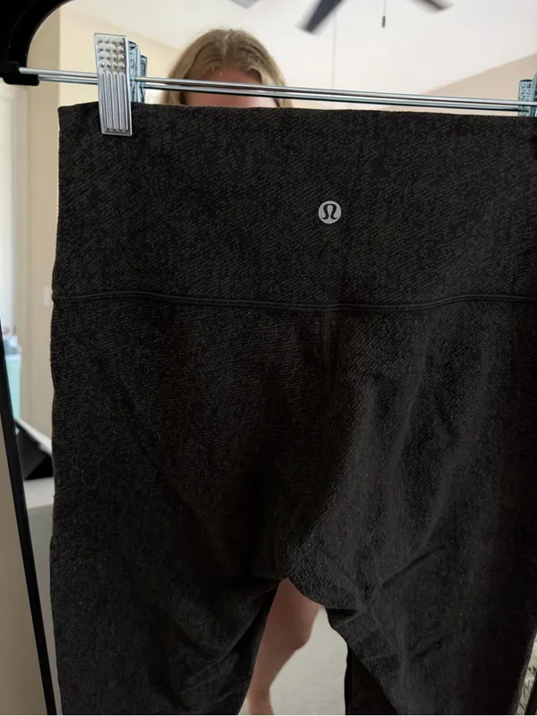 Lululemon high rise leggings - Image 5