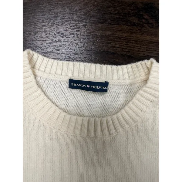 Brandy Melville St. Moritz Knit Knit Sweater - Cream / Navy - Image 2
