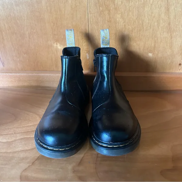 Dr. Martens 2976 Chelsea Boots Black Leather Size 5 - Image 5