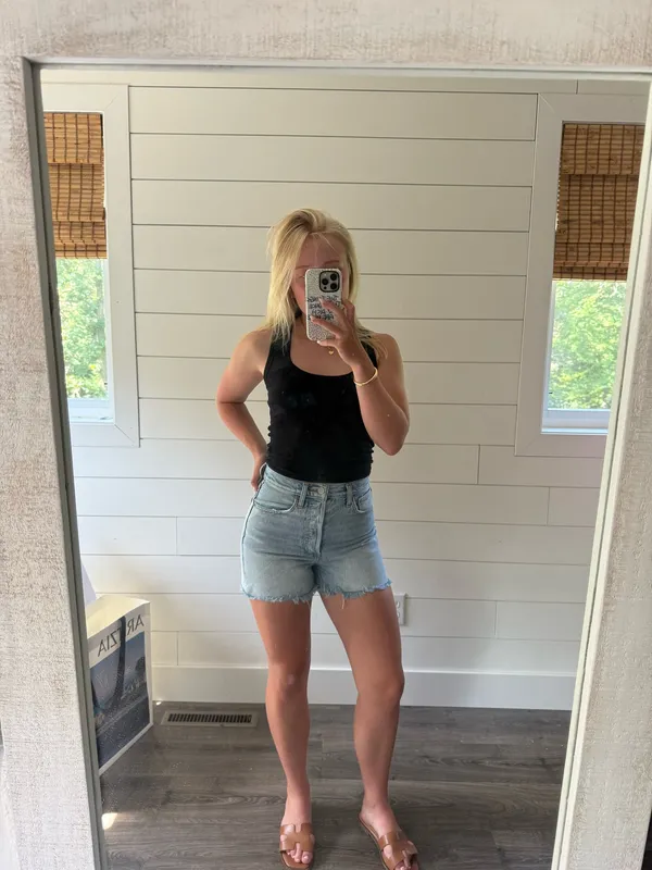 Aritzia Denim Forum Jean Shorts “the Joni loose short” - Image 2